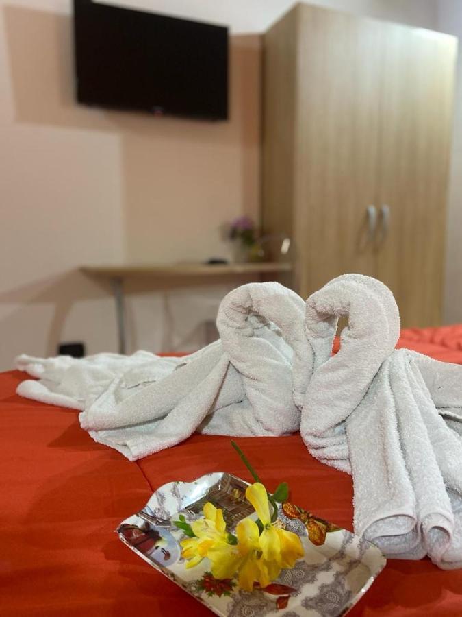 Hotel Mandanici :Borgo Marsalini Barcellona Pozzo di Gotto Esterno foto